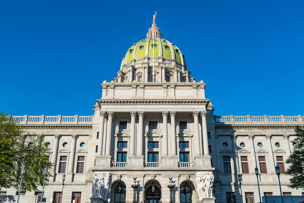 View of the PA state capitol on a sunny day